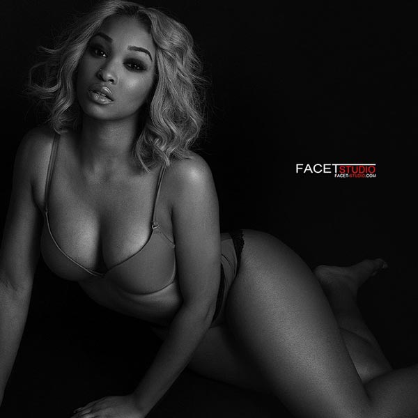 Adriennee @uhearit_aone - Pic of the Day - Facet Studio