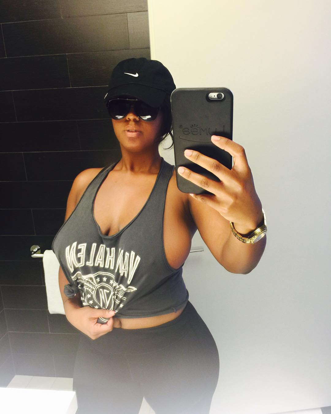 Robbin banx. Лейси Бентон. Layton Benton selfie. Kabrina BGC.