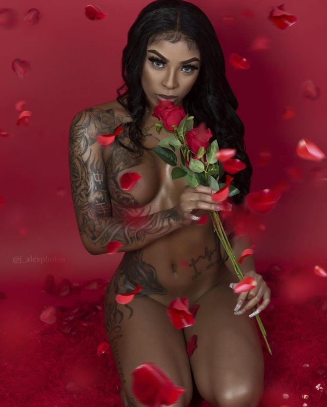 Tia @theonly_tia: Rose Buds – J. Alex Photos