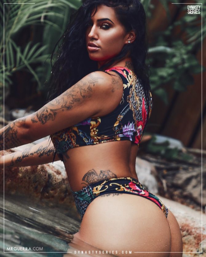 Esmeralda Valiente: Once Again – 3 Hundred and Five x Jose Guerra