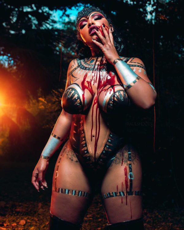 Eve J Marie @evejmarie: Queen of the Damned - Raul Shoots