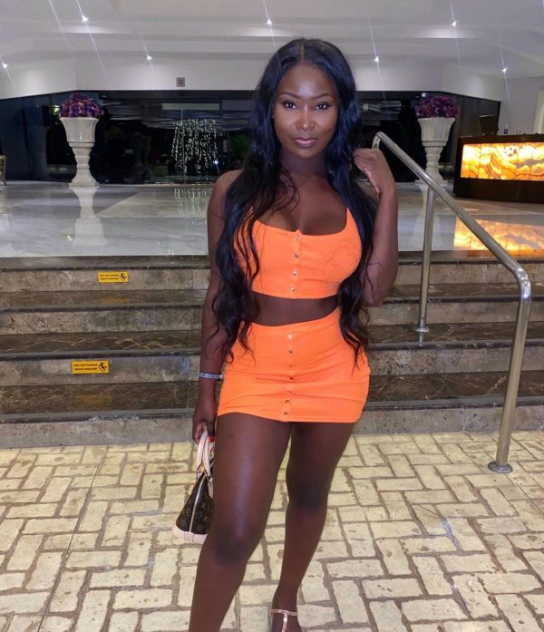 Nafeesah Tesani: More of Satin & Silk – Jose Guerra | Page 4 of 5