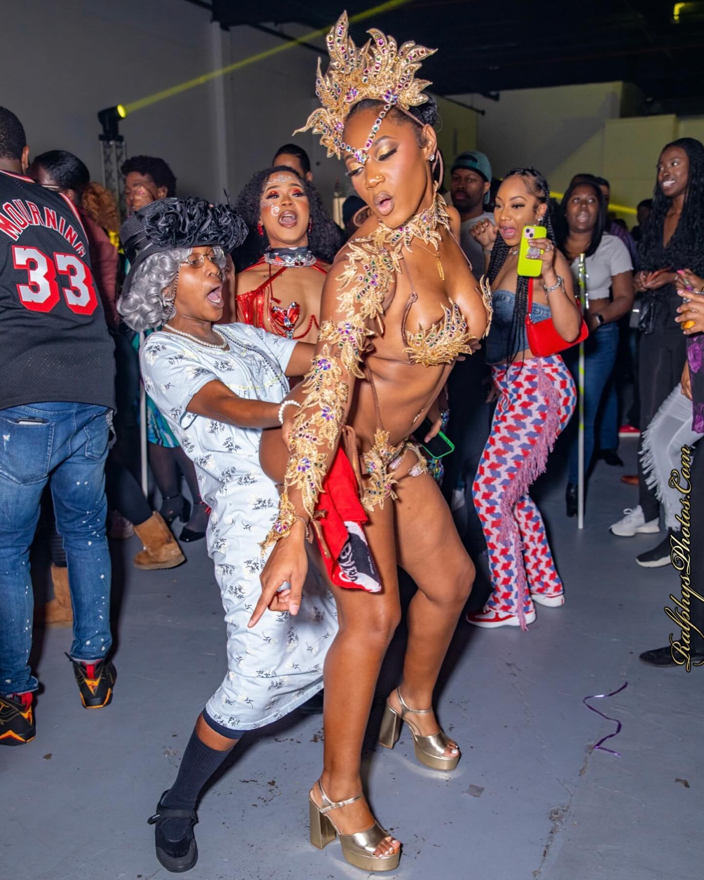 DynastySeries.com